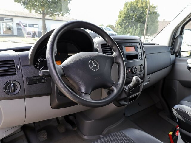 MERCEDES-BENZ Sprinter 316CDI DOKA,Allrad,AHK,Standhzg. - Utilitaire plateau baché, Utilitaire double cabine: photos 4 MERCEDES-BENZ Sprinter 316CDI DOKA,Allrad,AHK,Standhzg. - Utilitaire plateau baché, Utilitaire double cabine: photos 4