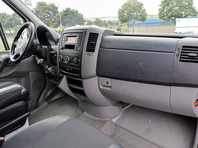 MERCEDES-BENZ Sprinter 316CDI DOKA,Allrad,Klima... - Fourgon plateau, Utilitaire double cabine: photos 3 MERCEDES-BENZ Sprinter 316CDI DOKA,Allrad,Klima... - Fourgon plateau, Utilitaire double cabine: photos 3