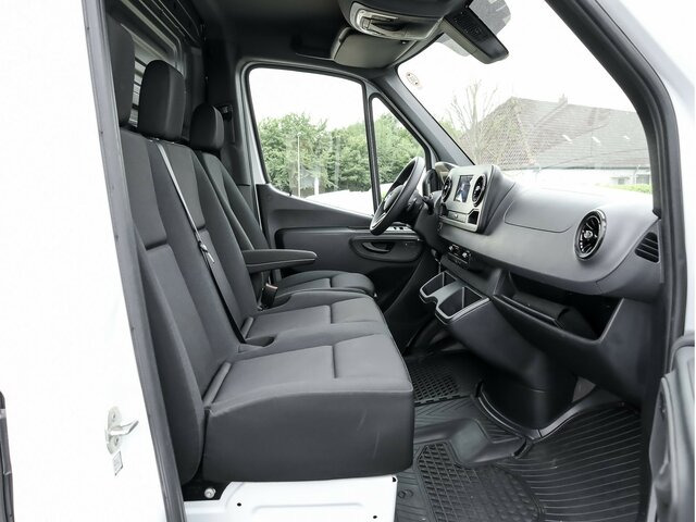 MERCEDES-BENZ Sprinter 317 CDI,3665mm,Automatik,Kamera - Fourgon utilitaire: photos 3 MERCEDES-BENZ Sprinter 317 CDI,3665mm,Automatik,Kamera - Fourgon utilitaire: photos 3