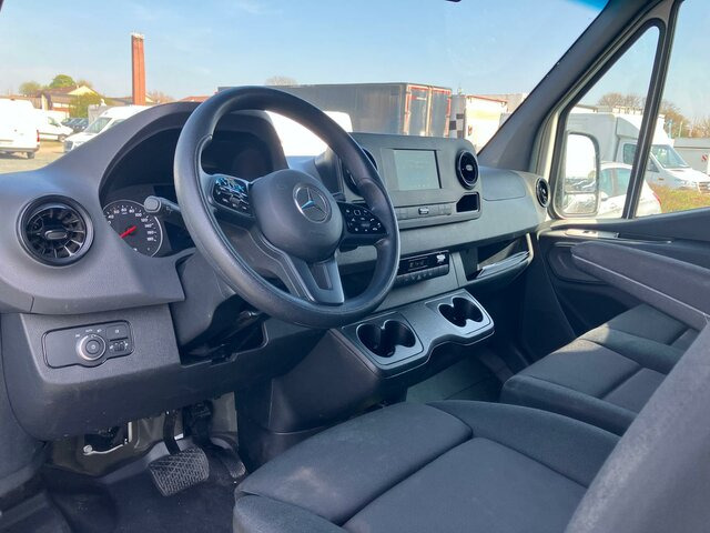 MERCEDES-BENZ Sprinter 317 Maxi,9GTronic,MBUX,Kamera,Navi - Fourgon utilitaire: photos 4 MERCEDES-BENZ Sprinter 317 Maxi,9GTronic,MBUX,Kamera,Navi - Fourgon utilitaire: photos 4