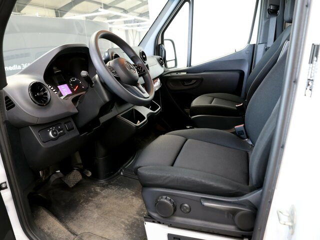 MERCEDES-BENZ Sprinter 319CDI DOKA,Allrad,Automatik,LED - Fourgon plateau, Utilitaire double cabine: photos 2 MERCEDES-BENZ Sprinter 319CDI DOKA,Allrad,Automatik,LED - Fourgon plateau, Utilitaire double cabine: photos 2