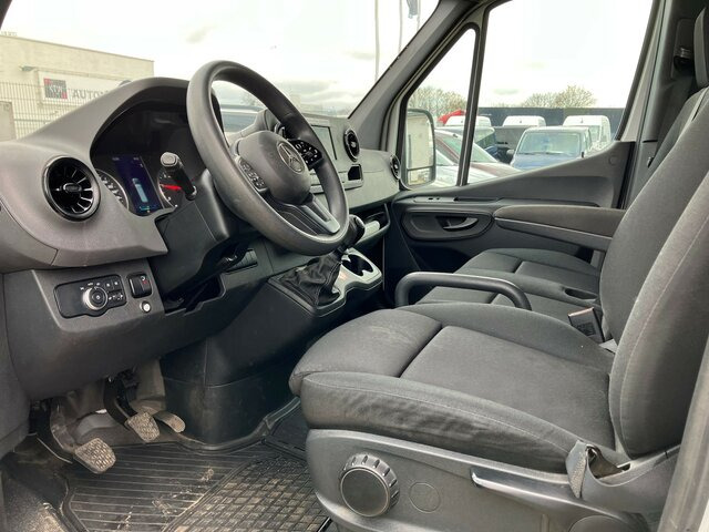 MERCEDES-BENZ Sprinter317CDI Maxi Koffer,LBW,Klima,MBUX - Fourgon grand volume: photos 3 MERCEDES-BENZ Sprinter317CDI Maxi Koffer,LBW,Klima,MBUX - Fourgon grand volume: photos 3