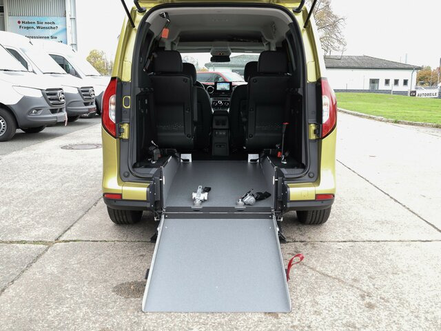 MERCEDES-BENZ T 180 Progressive,AMF Rollstuhlrampe,LED,Navi... - Transport de personnes: photos 2 MERCEDES-BENZ T 180 Progressive,AMF Rollstuhlrampe,LED,Navi... - Transport de personnes: photos 2