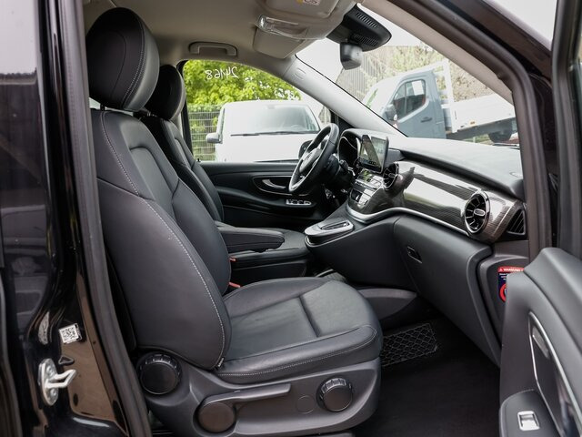 MERCEDES-BENZ V 300 Avantgarde,Extralang,2xSchiebetür el.,AHK... - Transport de personnes: photos 2 MERCEDES-BENZ V 300 Avantgarde,Extralang,2xSchiebetür el.,AHK... - Transport de personnes: photos 2