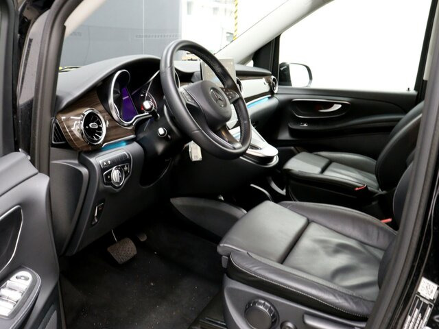 MERCEDES-BENZ V 300 Avantgarde Extralang,2xSchiebetür elektr.... - Minibus, Transport de personnes: photos 2 MERCEDES-BENZ V 300 Avantgarde Extralang,2xSchiebetür elektr.... - Minibus, Transport de personnes: photos 2