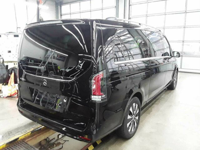 Transport de personnes MERCEDES-BENZ V 300 Avantgarde Extralang,2xSchiebetür elektr....: photos 14 Transport de personnes MERCEDES-BENZ V 300 Avantgarde Extralang,2xSchiebetür elektr....: photos 14