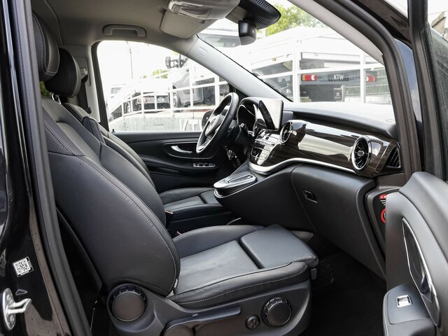 MERCEDES-BENZ V 300 Avantgarde Extralang,2xSchiebetür elektr. - Minibus, Transport de personnes: photos 3 MERCEDES-BENZ V 300 Avantgarde Extralang,2xSchiebetür elektr. - Minibus, Transport de personnes: photos 3