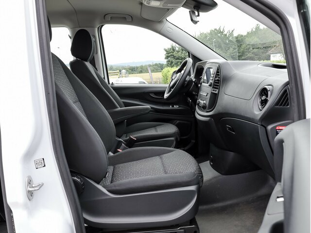 MERCEDES-BENZ Vito 114 TourerPro,Extralang,AMF Rollstuhlrampe... - Transport de personnes: photos 3 MERCEDES-BENZ Vito 114 TourerPro,Extralang,AMF Rollstuhlrampe... - Transport de personnes: photos 3
