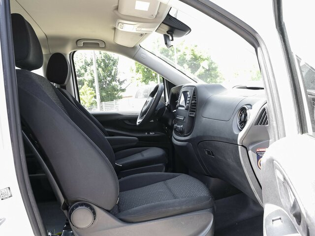 MERCEDES-BENZ Vito 114 TourerPro,lang,Automatik,8Sitze,Kamera - Minibus, Transport de personnes: photos 4 MERCEDES-BENZ Vito 114 TourerPro,lang,Automatik,8Sitze,Kamera - Minibus, Transport de personnes: photos 4