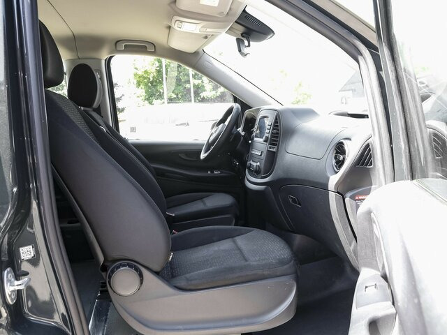 MERCEDES-BENZ Vito 114 TourerPro,lang,Automatik,8Sitze,Kamera - Minibus, Transport de personnes: photos 2 MERCEDES-BENZ Vito 114 TourerPro,lang,Automatik,8Sitze,Kamera - Minibus, Transport de personnes: photos 2
