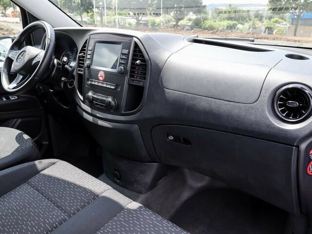 MERCEDES-BENZ Vito 116TourerPro ,Extralang,2xKlima,Kamera,AHK... - Transport de personnes: photos 4 MERCEDES-BENZ Vito 116TourerPro ,Extralang,2xKlima,Kamera,AHK... - Transport de personnes: photos 4