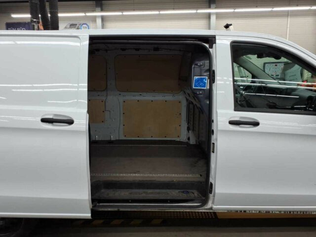Fourgonnette MERCEDES-BENZ Vito116CDI KA Extralang,Automatik,Klima,Kamera...: photos 18 Fourgonnette MERCEDES-BENZ Vito116CDI KA Extralang,Automatik,Klima,Kamera...: photos 18