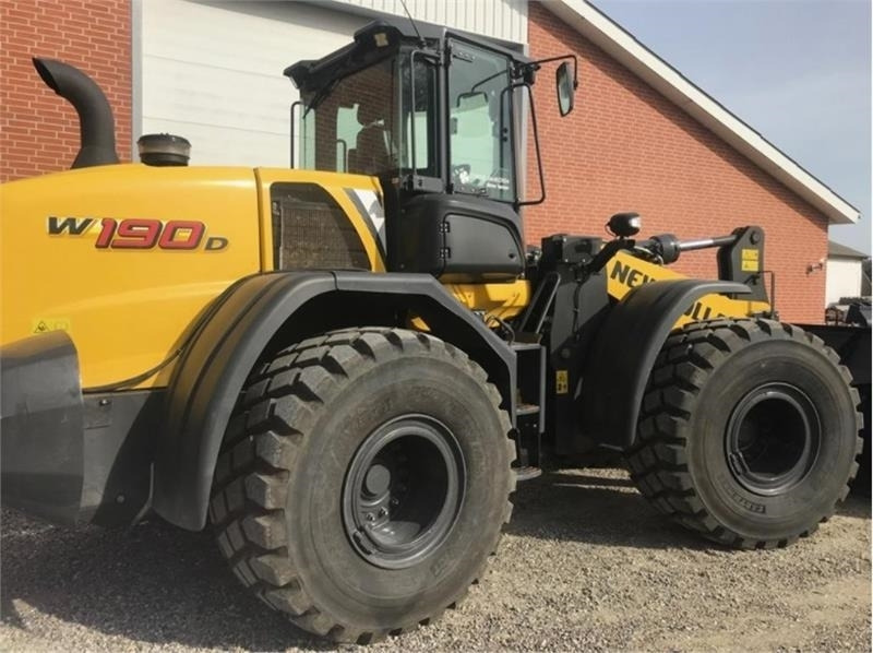 New Holland W190D - Chargeuse sur pneus: photos 2 New Holland W190D - Chargeuse sur pneus: photos 2