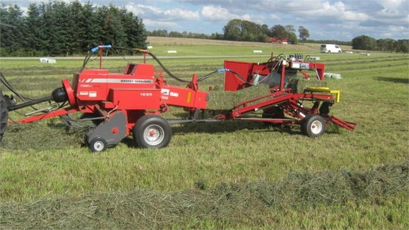 Pomi Mini 100 MF 1839 - Enrubanneuse: photos 1 Pomi Mini 100 MF 1839 - Enrubanneuse: photos 1