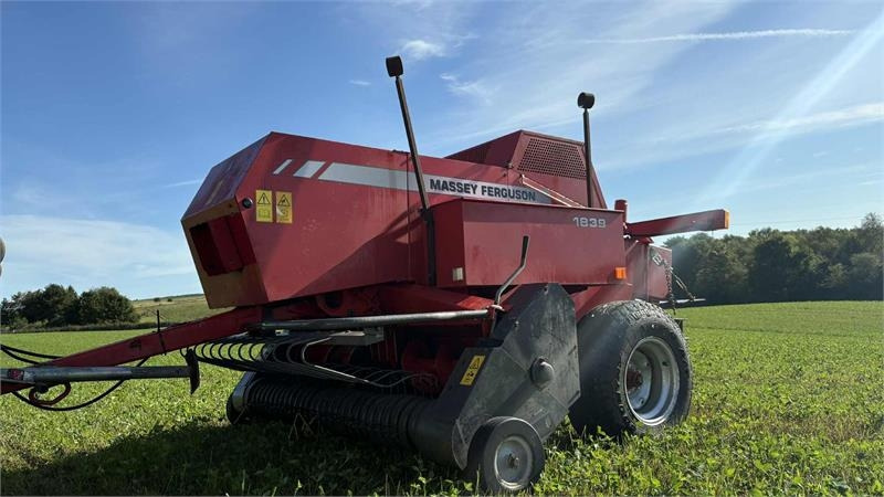 Pomi Mini 100 MF 1839 - Enrubanneuse: photos 4 Pomi Mini 100 MF 1839 - Enrubanneuse: photos 4