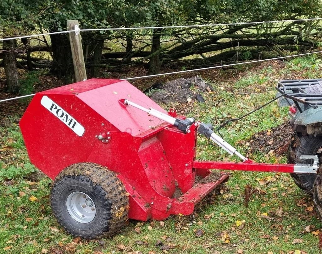 Pomi Hestepæreopsamler - Véhicule de voirie/ Spécial: photos 2 Pomi Hestepæreopsamler - Véhicule de voirie/ Spécial: photos 2