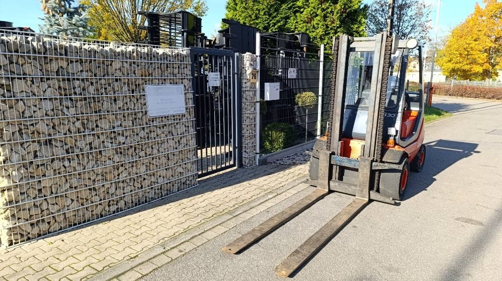 Chariot élévateur diesel Linde H 30 D, Duplex, Zusatzhydraulik, Palettengabel: photos 11