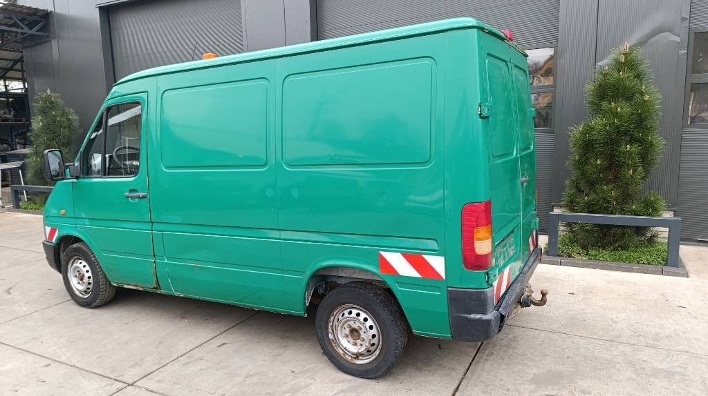 Volkswagen LT 28 Kastenwagen Werkstattsschränke Motorschaden - Fourgon grand volume: photos 5 Volkswagen LT 28 Kastenwagen Werkstattsschränke Motorschaden - Fourgon grand volume: photos 5