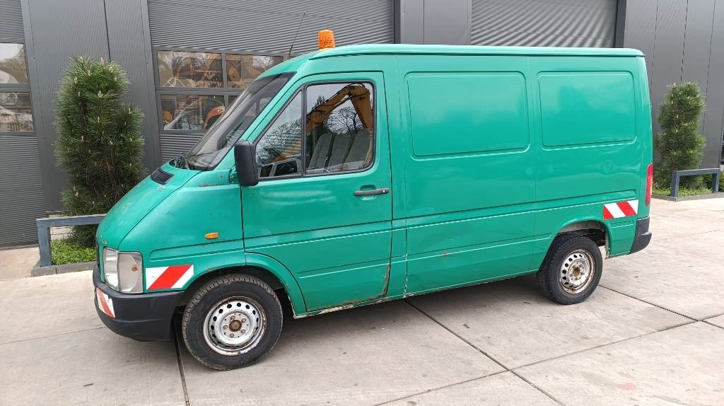 Volkswagen LT 28 Kastenwagen Werkstattsschränke Motorschaden - Fourgon grand volume: photos 3 Volkswagen LT 28 Kastenwagen Werkstattsschränke Motorschaden - Fourgon grand volume: photos 3