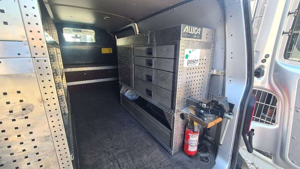 Fourgon grand volume Volkswagen T5 2.0 TDI, Kasten, Werkstattschränke, Klima, AHK: photos 19