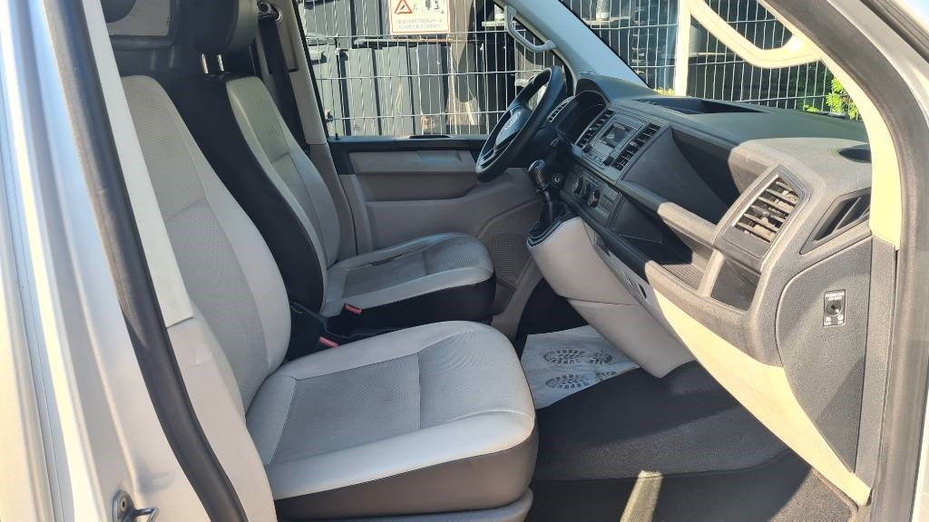 Fourgon grand volume Volkswagen T5 2.0 TDI, Kasten, Werkstattschränke, Klima, AHK: photos 6