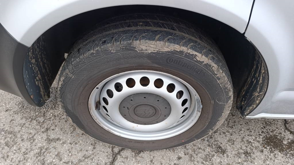 Volkswagen T5 2.0 TDI, Transporter, Kasten, Werkstattschränke  - crédit-bail Volkswagen T5 2.0 TDI, Transporter, Kasten, Werkstattschränke: photos 8