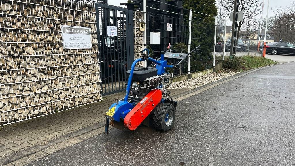 Weber BSF 16M Baum-, Stumpf-, Holzfräse, Fahrmotor (V+R)  - Dessoucheuse: photos 1 Weber BSF 16M Baum-, Stumpf-, Holzfräse, Fahrmotor (V+R)  - Dessoucheuse: photos 1