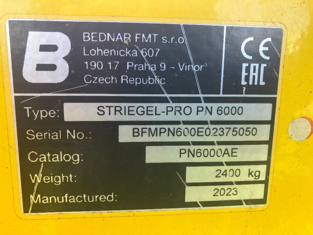 Bednar Striegel-Pro PN 6000 - Epandeurs: photos 2 Bednar Striegel-Pro PN 6000 - Epandeurs: photos 2