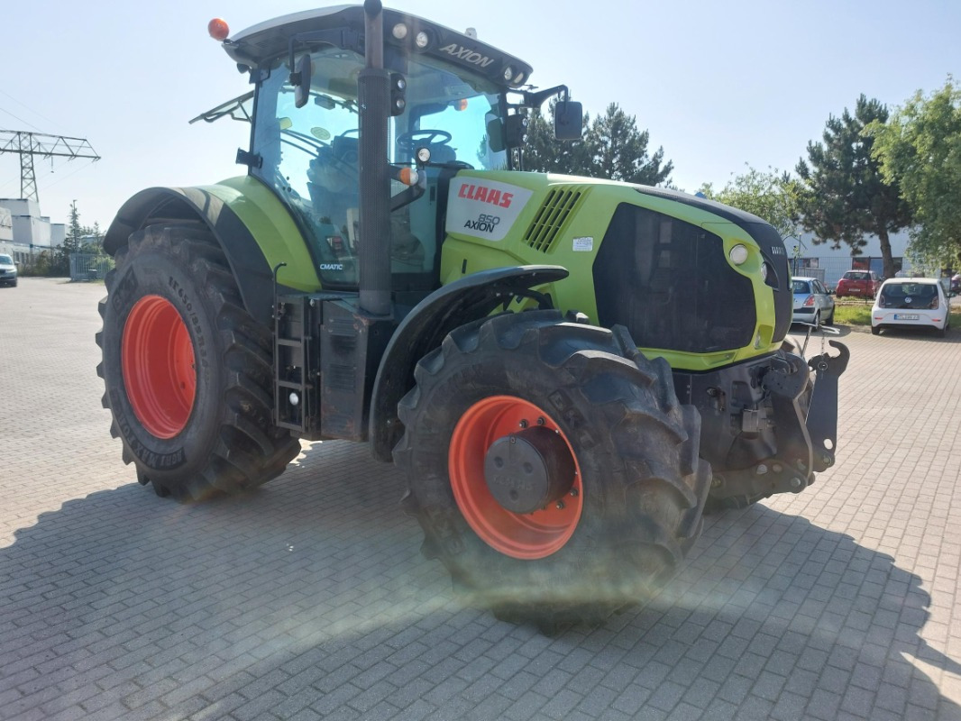 CLAAS Axion 850 - Tracteur agricole: photos 5 CLAAS Axion 850 - Tracteur agricole: photos 5