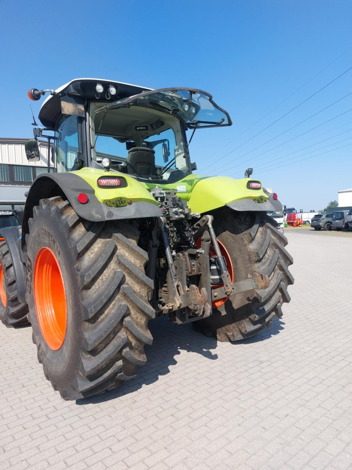 CLAAS Axion 850 - Tracteur agricole: photos 2 CLAAS Axion 850 - Tracteur agricole: photos 2