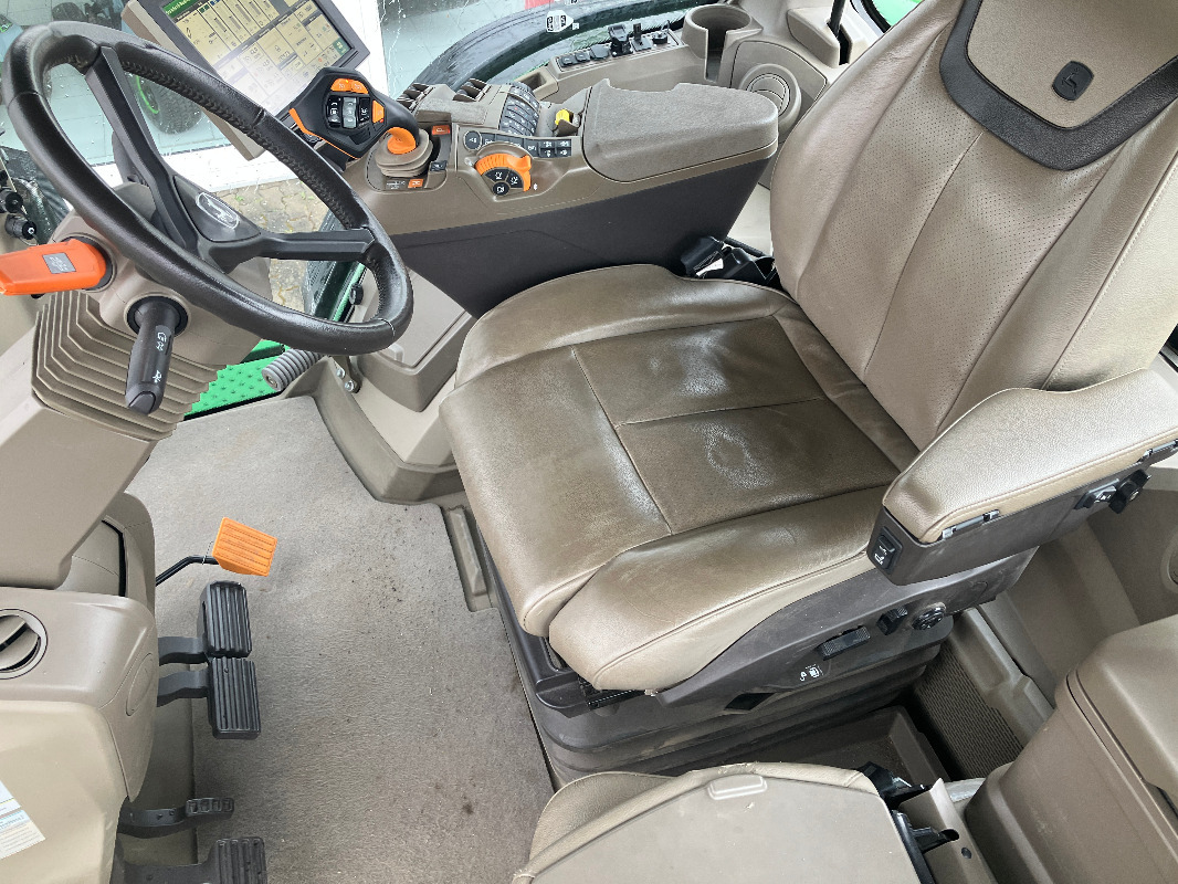 John Deere 8R370 - Tracteur agricole: photos 4 John Deere 8R370 - Tracteur agricole: photos 4