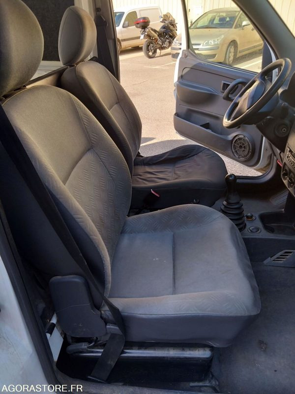 2081 QM 07 BERLINGO GO 2003 137900kms - Fourgonnette: photos 3 2081 QM 07 BERLINGO GO 2003 137900kms - Fourgonnette: photos 3