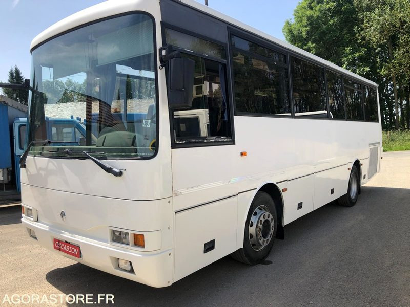 AUTOCAR RENAULT MEDIUM 36 PL - Bus scolaire: photos 1 AUTOCAR RENAULT MEDIUM 36 PL - Bus scolaire: photos 1