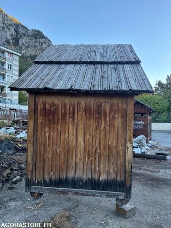 Grand abris bus bois - Autre matériel: photos 2 Grand abris bus bois - Autre matériel: photos 2