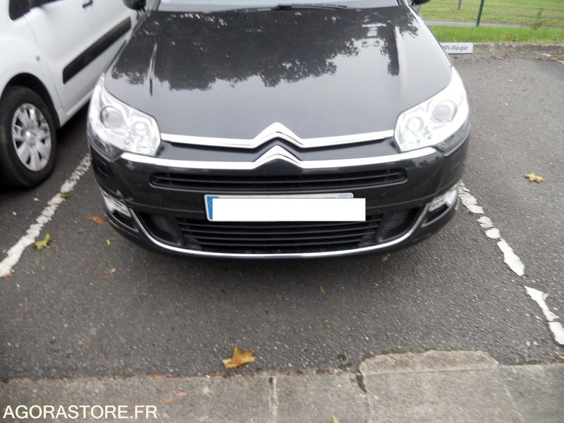 LOT 13 SLT - CITROEN C5 - Autre matériel: photos 1 LOT 13 SLT - CITROEN C5 - Autre matériel: photos 1
