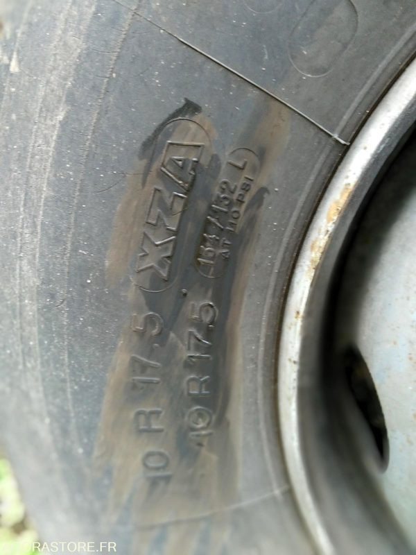 BALAYEUSE DM-075-AD - Balayeuse de voirie: photos 3 BALAYEUSE DM-075-AD - Balayeuse de voirie: photos 3