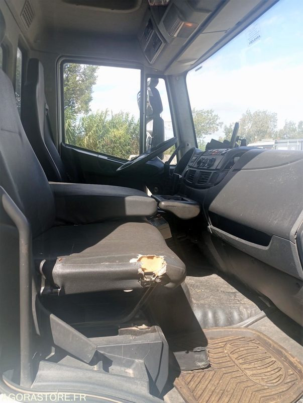 BOM IVECO-GEESINKNORBA 19T DF-349-FZ - Benne à ordures ménagères: photos 3 BOM IVECO-GEESINKNORBA 19T DF-349-FZ - Benne à ordures ménagères: photos 3