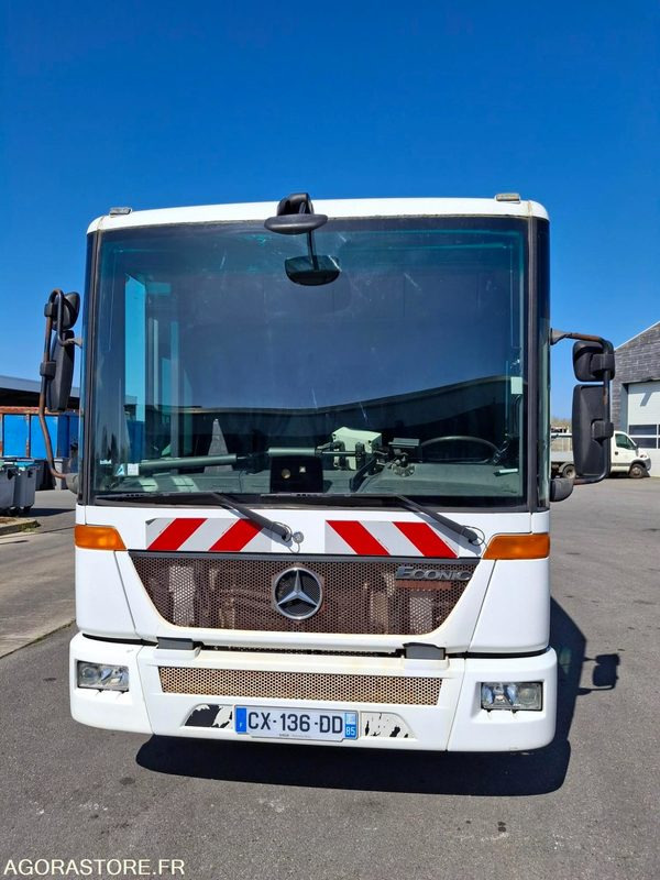 BOM Mercedes Econic 2013 240330 kms - CX-136-DD - Benne à ordures ménagères: photos 3 BOM Mercedes Econic 2013 240330 kms - CX-136-DD - Benne à ordures ménagères: photos 3