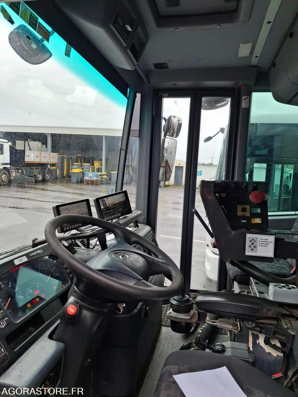 BOM Mercedes Econic 256043 kms 2013 - CW-017-YS - crédit-bail BOM Mercedes Econic 256043 kms 2013 - CW-017-YS: photos 7