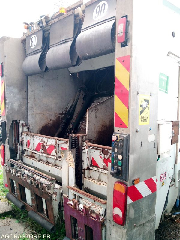 Bom Renault 320DXI - Benne à ordures ménagères: photos 5 Bom Renault 320DXI - Benne à ordures ménagères: photos 5