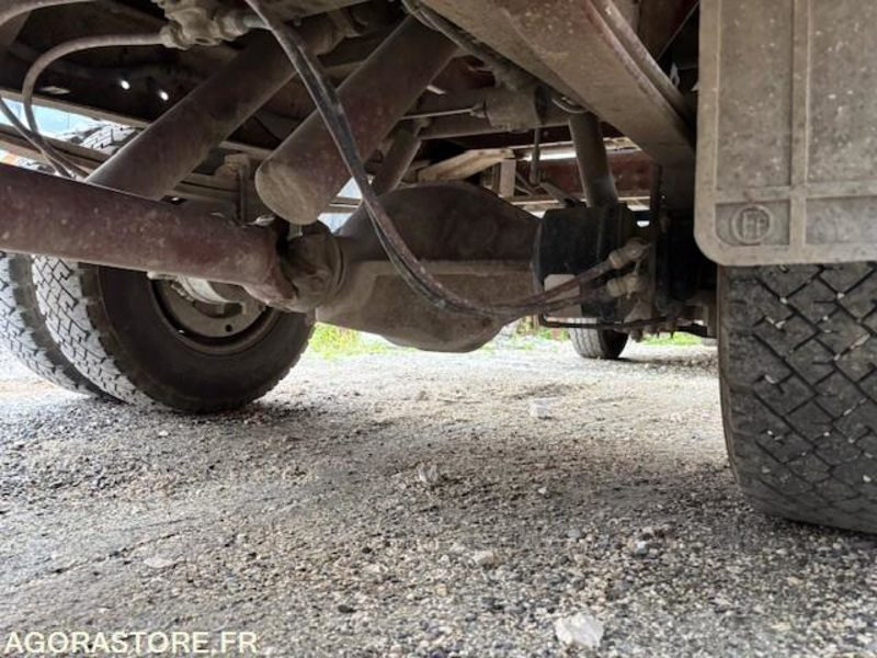 Camion benne CAMION BENNE RENAULT S135 MIDLINER 1995 204000 KM: photos 6 Camion benne CAMION BENNE RENAULT S135 MIDLINER 1995 204000 KM: photos 6