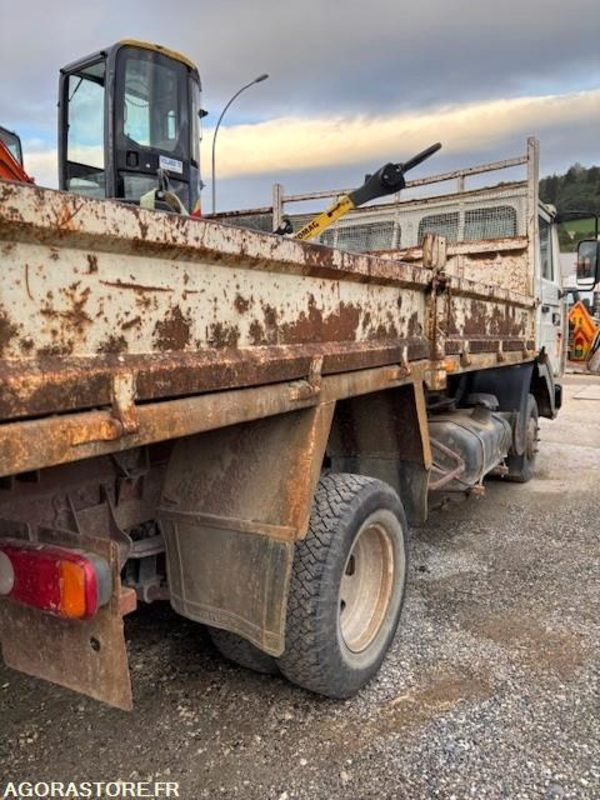 Camion benne CAMION BENNE RENAULT S135 MIDLINER 1995 204000 KM: photos 11 Camion benne CAMION BENNE RENAULT S135 MIDLINER 1995 204000 KM: photos 11