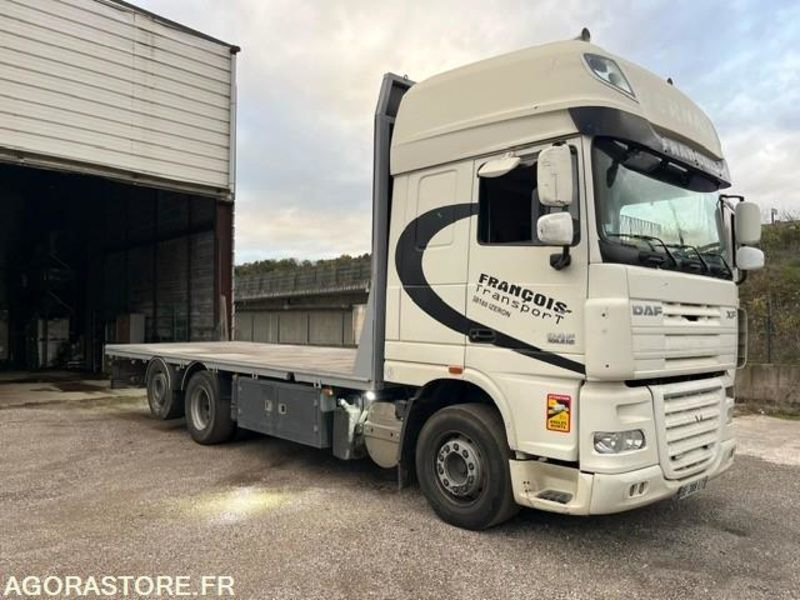 CAMION PLATEAU DAF 105.510 675 000 KM 2010 - Camion plateau: photos 2 CAMION PLATEAU DAF 105.510 675 000 KM 2010 - Camion plateau: photos 2