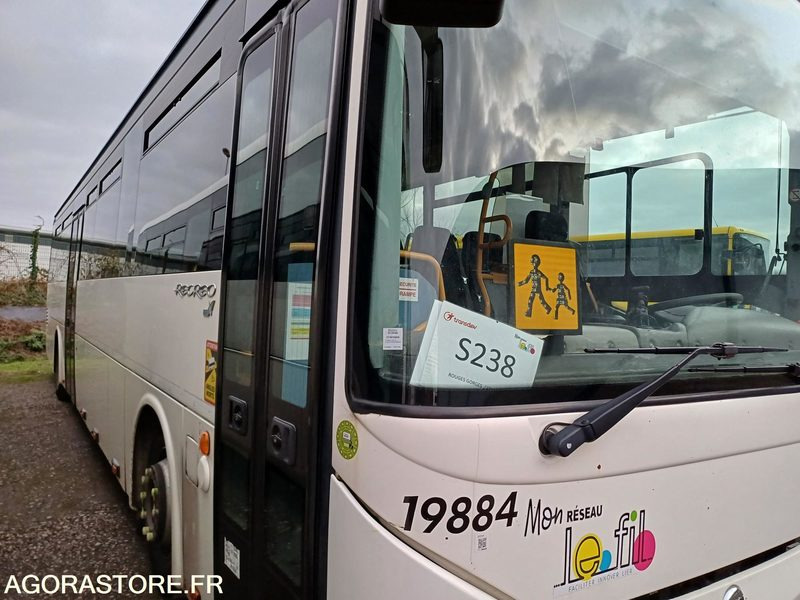 CAR IRISBUS RECREO - PARC 19884 - MEC 2009/395000KM/ AC-725-MJ - Bus scolaire: photos 2 CAR IRISBUS RECREO - PARC 19884 - MEC 2009/395000KM/ AC-725-MJ - Bus scolaire: photos 2