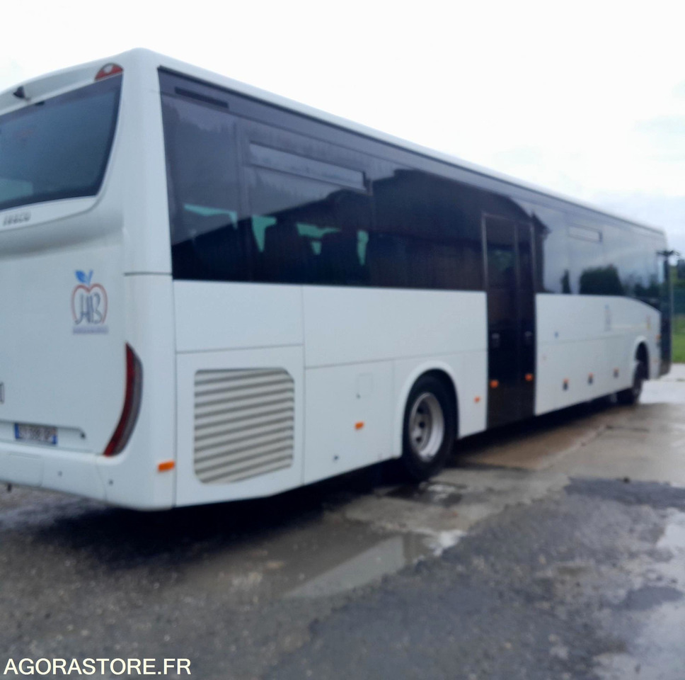 CAR IVECO Crossway 154196 kms 2018 - Bus scolaire: photos 3 CAR IVECO Crossway 154196 kms 2018 - Bus scolaire: photos 3