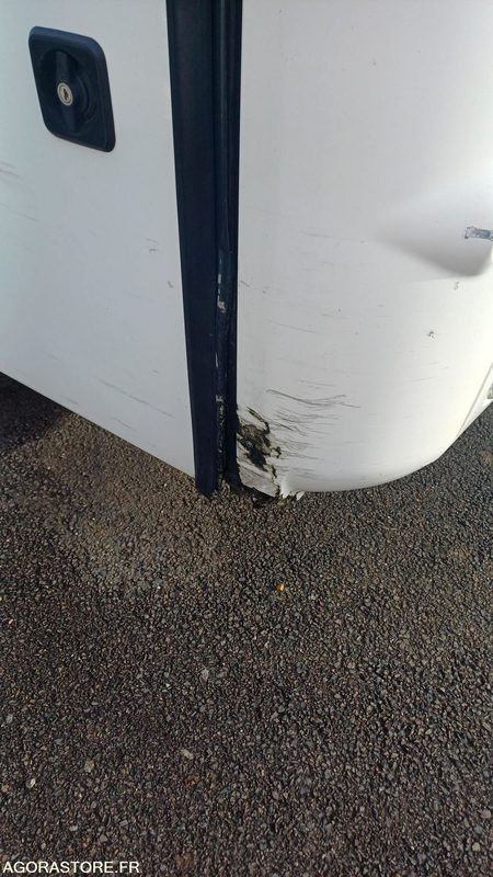 CAR MAN - FAST SCOLER 3 -N°7593 MEC 2007 / 354325 KM - FJ-897-LX - Bus scolaire: photos 4 CAR MAN - FAST SCOLER 3 -N°7593 MEC 2007 / 354325 KM - FJ-897-LX - Bus scolaire: photos 4