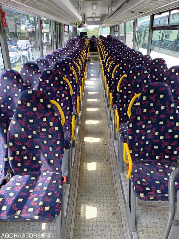 CAR MERCEDES INTOURO 436244 kms 2010 - Bus scolaire: photos 5 CAR MERCEDES INTOURO 436244 kms 2010 - Bus scolaire: photos 5