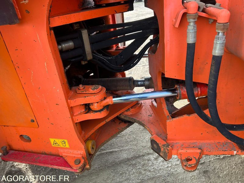 CHARGEUSE 23T HITACHI ZW310 - ANNEE 2006 - 9925 HEURES - Chargeuse: photos 5 CHARGEUSE 23T HITACHI ZW310 - ANNEE 2006 - 9925 HEURES - Chargeuse: photos 5