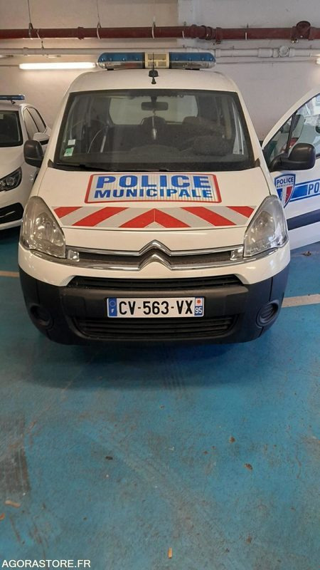CITROEN BERLINGO - 2013 - 72200kms - Voiture: photos 1 CITROEN BERLINGO - 2013 - 72200kms - Voiture: photos 1