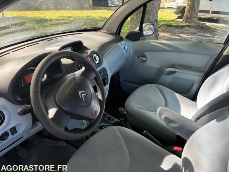CITROEN C3 166000 kms 2004 - Voiture: photos 4 CITROEN C3 166000 kms 2004 - Voiture: photos 4